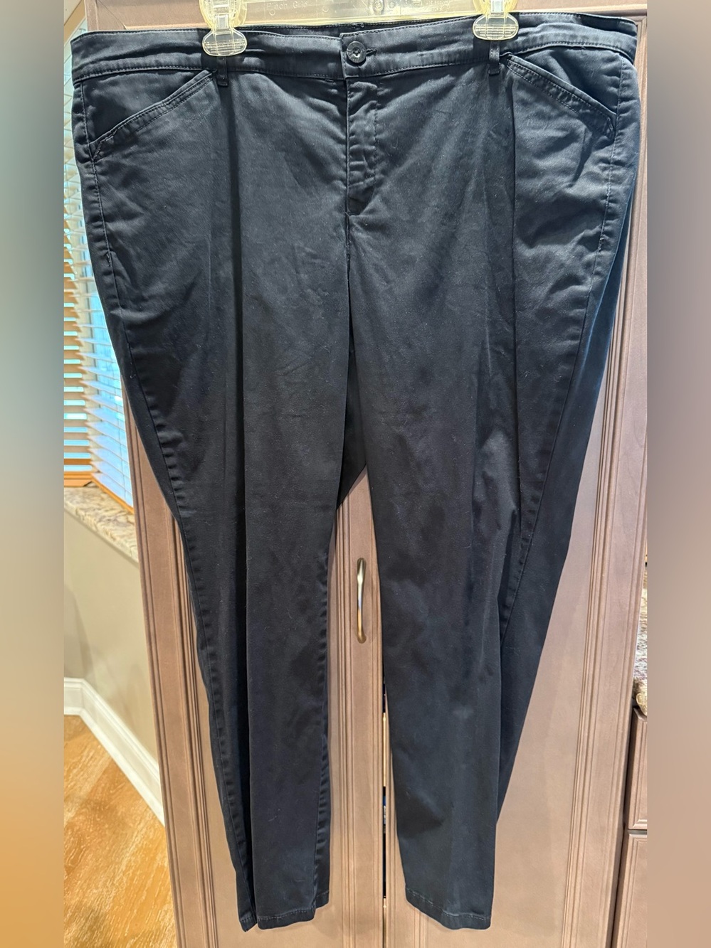 Gloria Vanderbilt 18W Faded Black Chino Pants